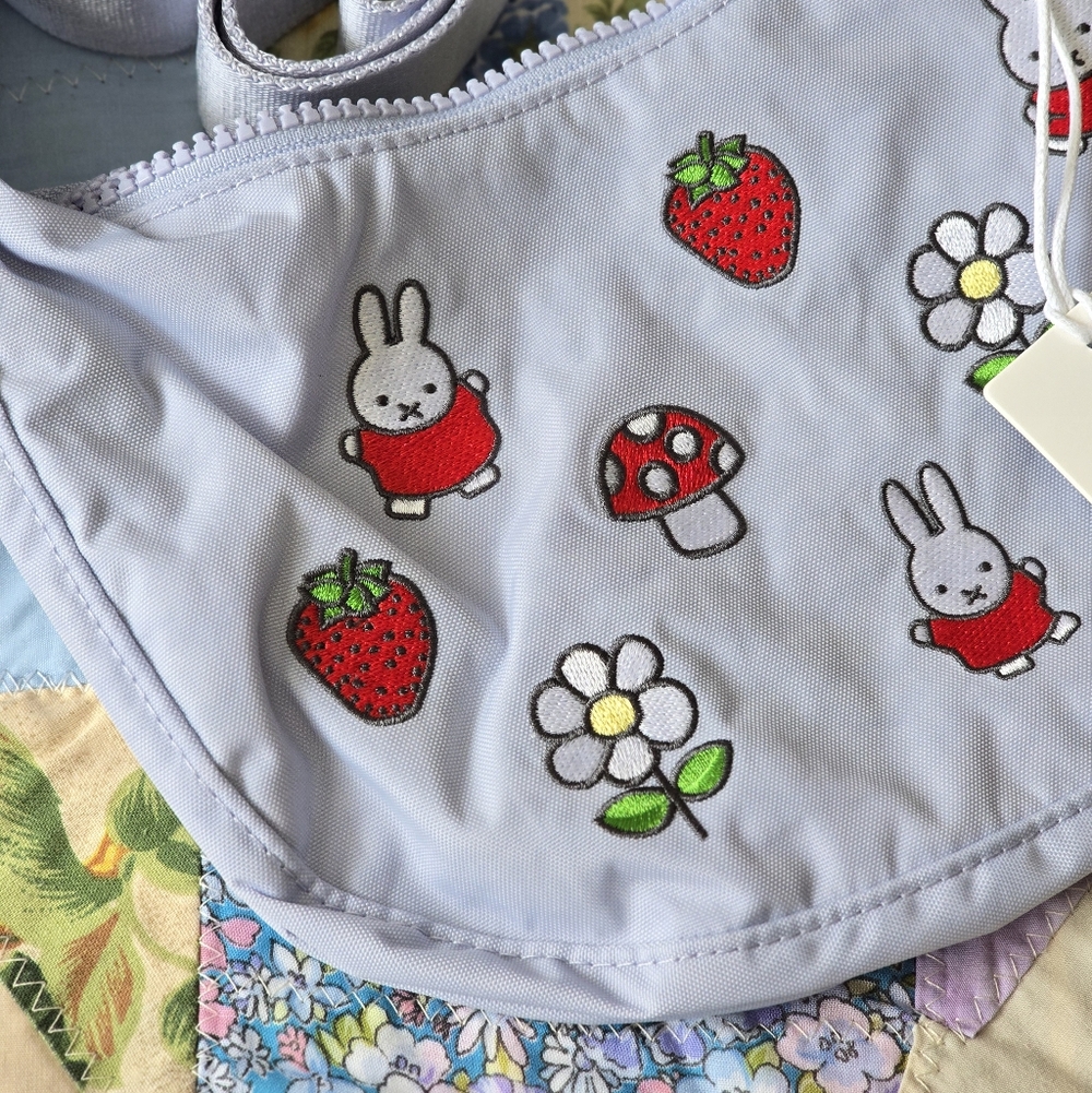*NWT* BAGGU X MIFFY Strawberry Diasy Mushroom Miffy Small Nylon Crescent Bag - Picture 7 of 8